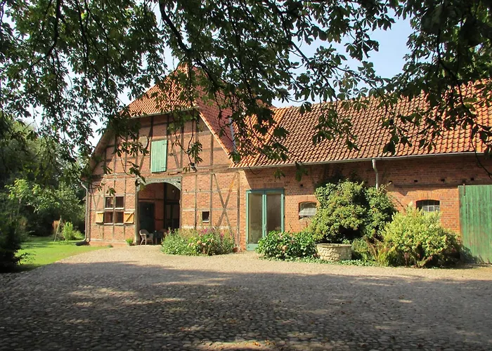 Hébergement de vacances Historic In Hohnebostel With Garden Near Langlingen